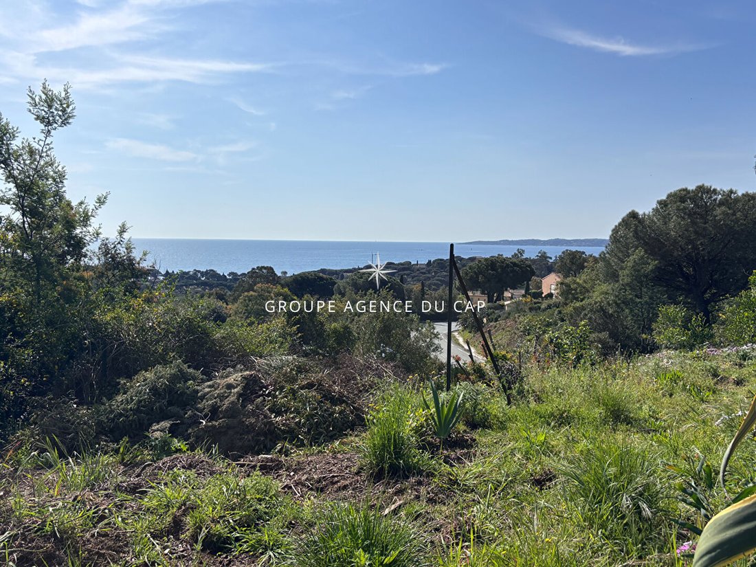 Land in Malo les Bains-Terminus, Dunkerque, France 1 - 16969024