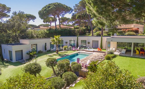 Villa a Valescure-Vaulongue-Clair Bois-Vallon Suveret, Saint-Raphaël, Francia 1