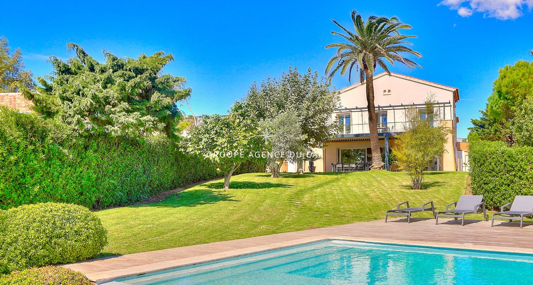 Villa in Les Issambres, Roquebrune-sur-Argens, France 2 - 16968900