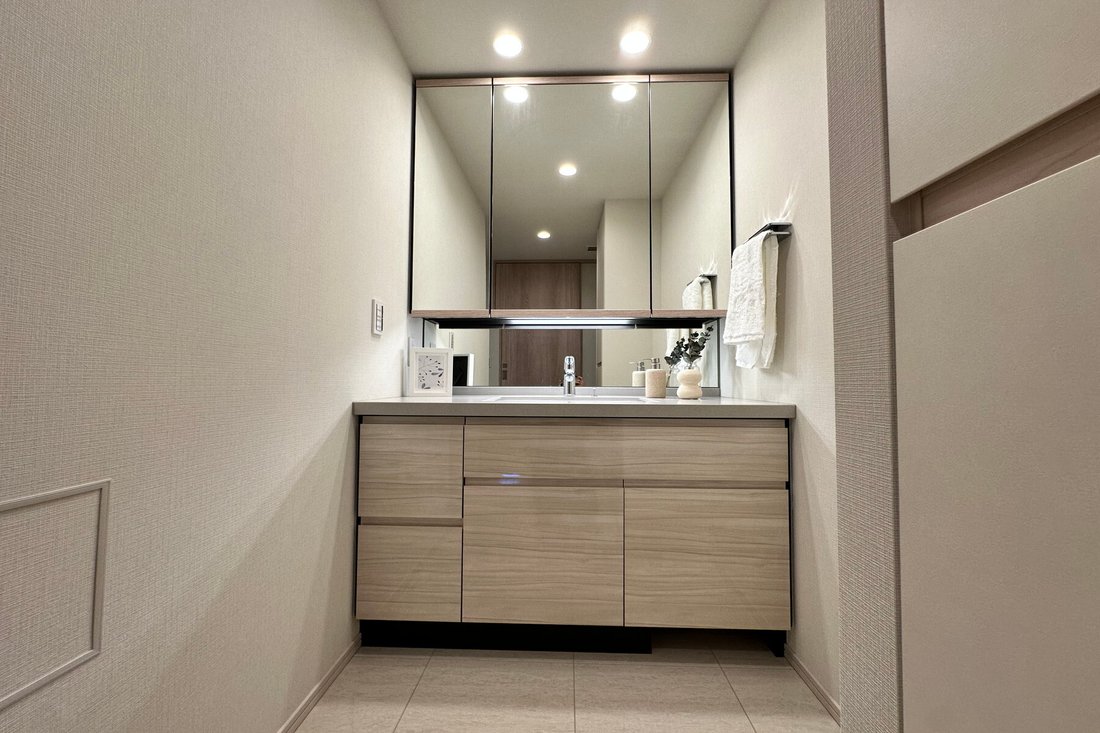 Condo in Shinjuku City, Tokyo, Japan 5 - 16969743