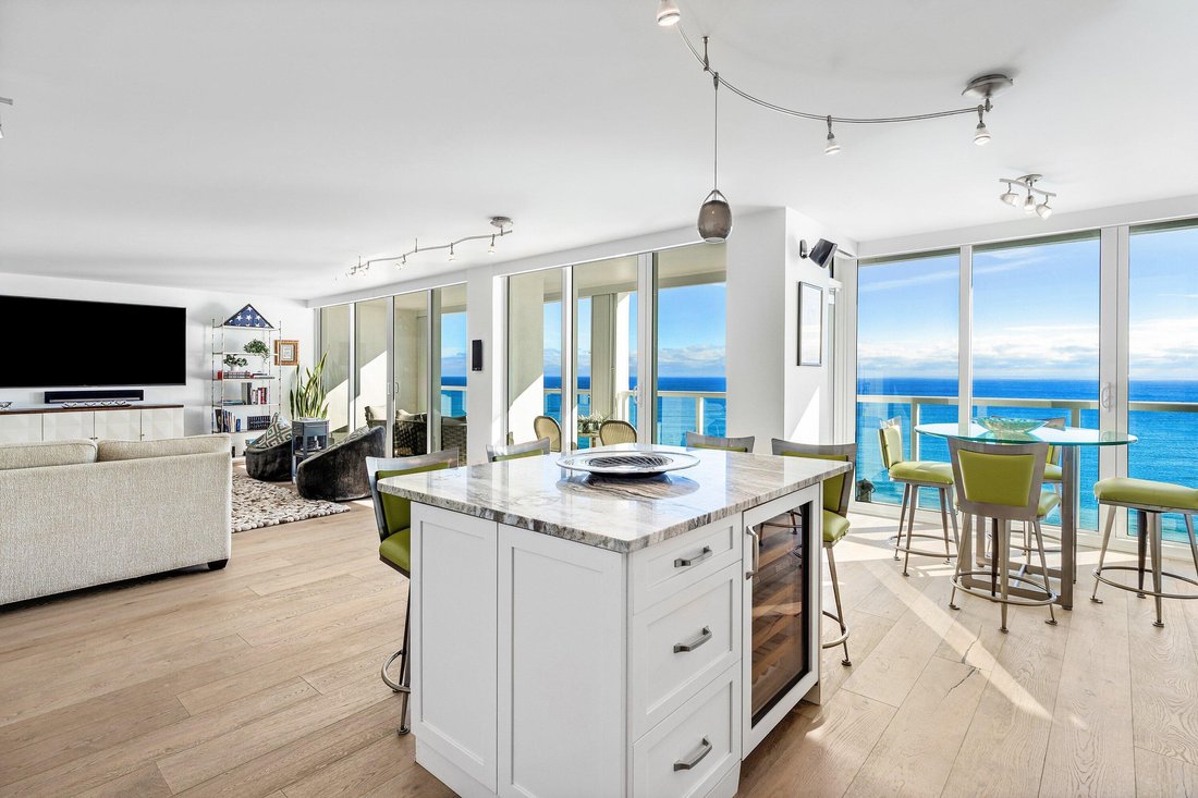 Condo in Boca Raton, Florida, United States 5 - 16966849