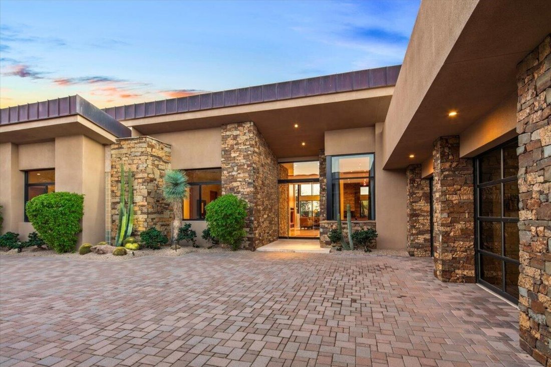 Scottsdale, Arizona, United States 2 - 16969583