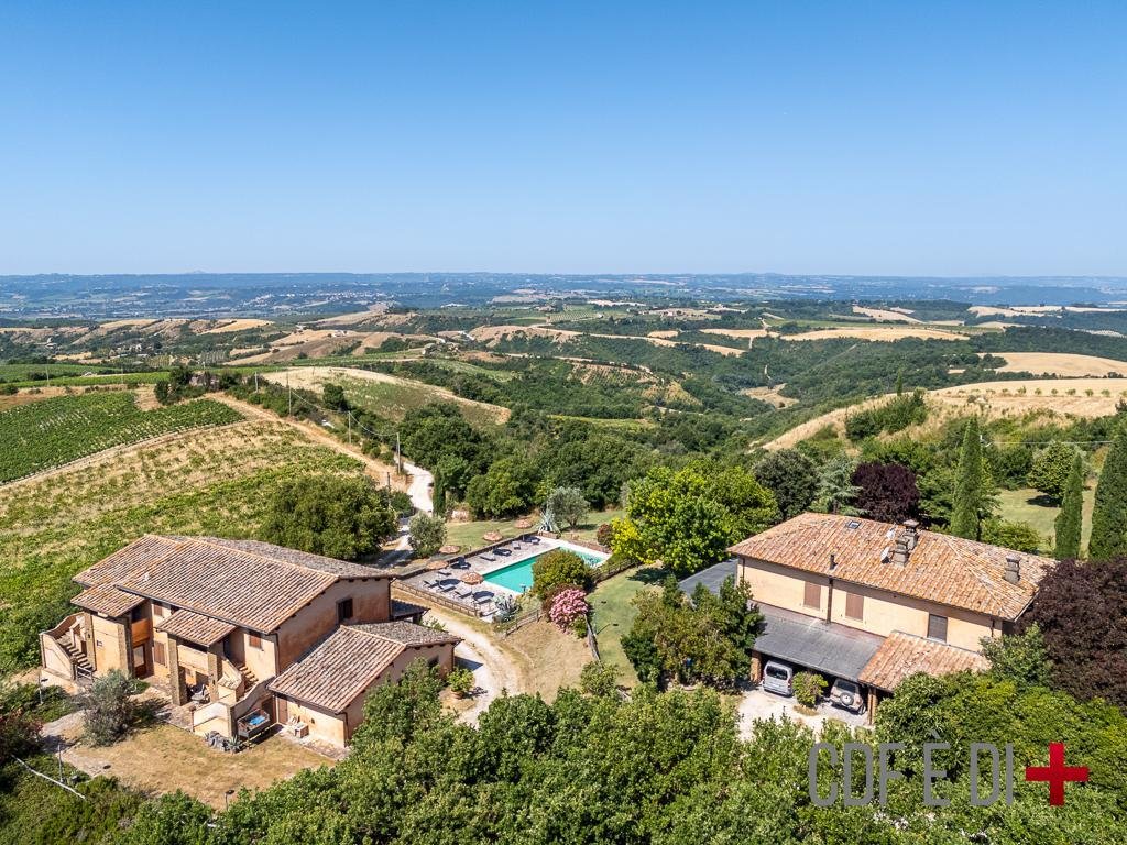 Estate in Montecchio, Umbria, Italy 2 - 16969633