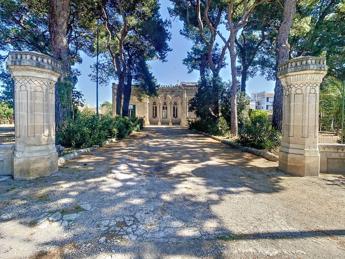 Villa in Aradeo, Apulia, Italy 1 - 16969660