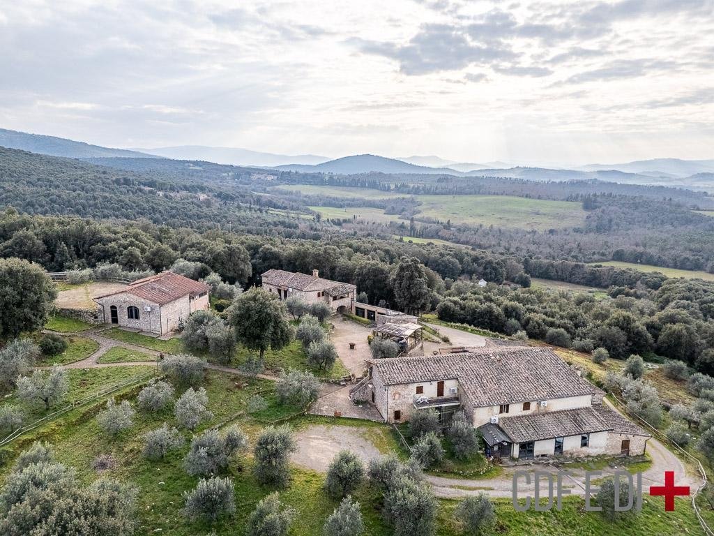 Estate in Monteriggioni, Tuscany, Italy 3 - 16969919