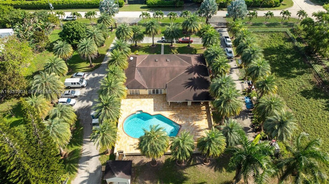 House in Miami, Florida, United States 1 - 16970228