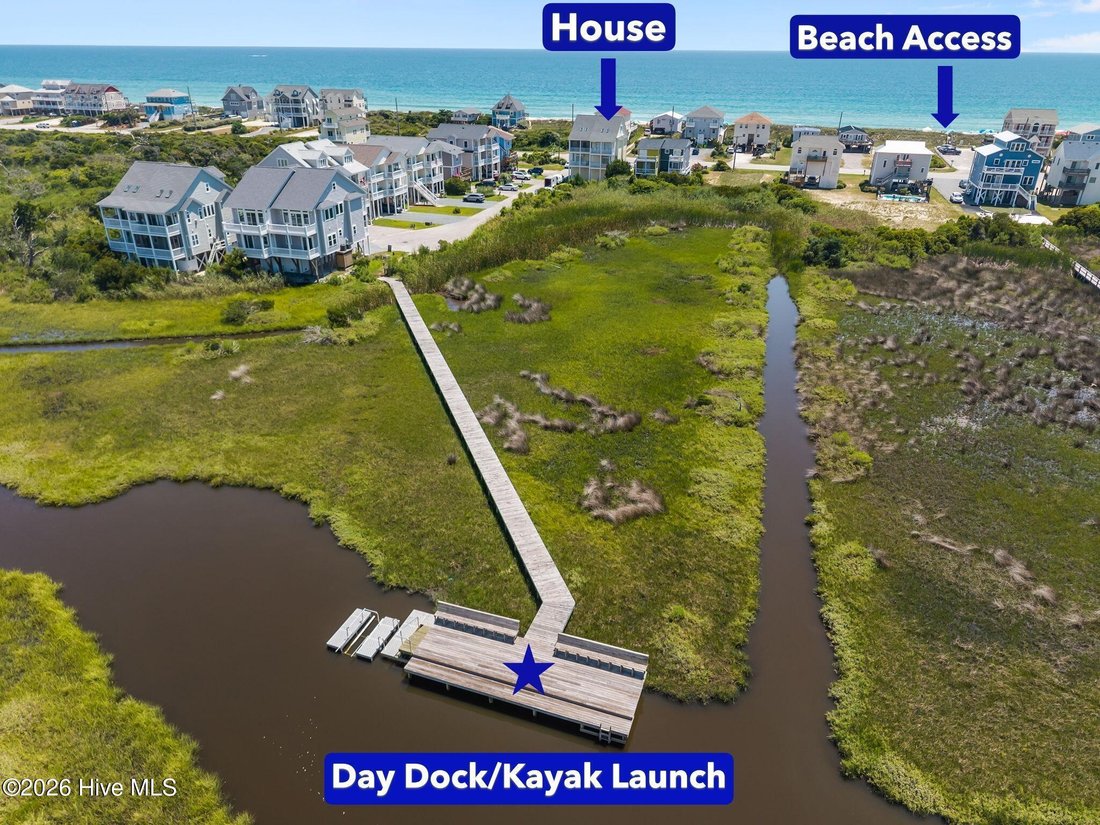 Townhouse in North Topsail Beach, North Carolina, United States 3 - 16970119