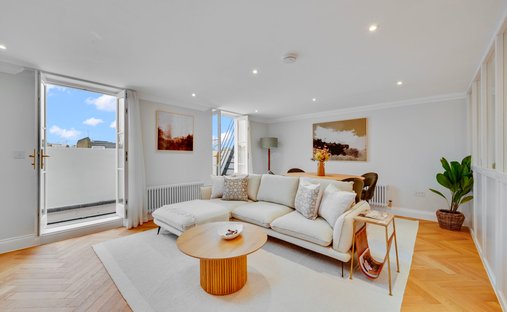 Villa in Ladbroke Grove, Kensington And Chelsea, England 1