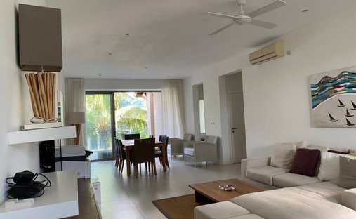 Apartment in Black River, Rivière Noire District, Mauritius 1