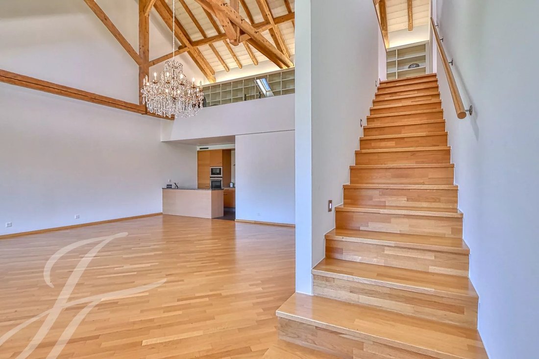 Exclusivity!! Impressive 4.5 Room Apartment