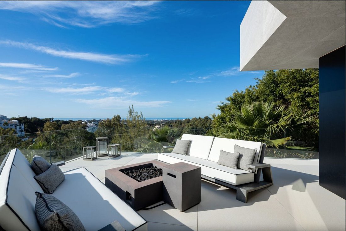 Villa in La Quinta, Benahavis, Andalusia 5 - 16970491