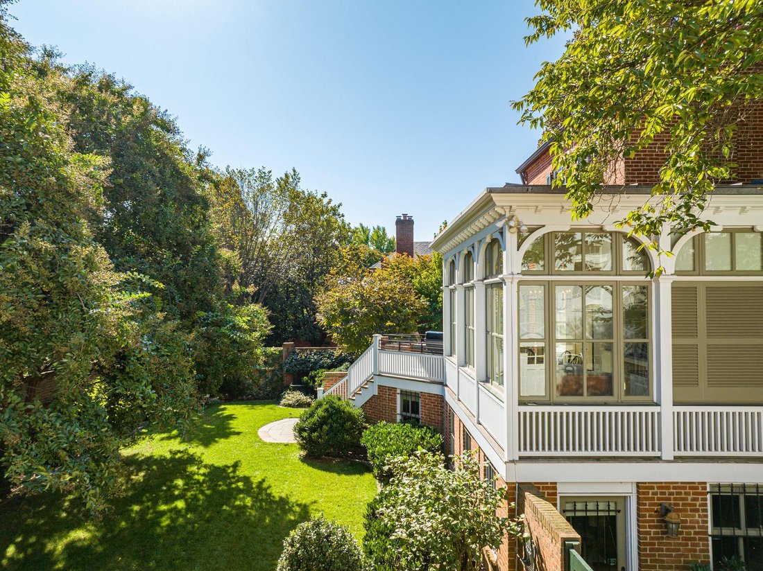 House in Washington, District of Columbia, United States 3 - 16970444