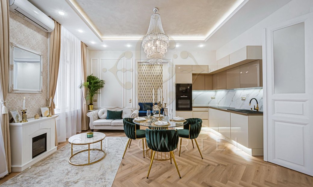 Renovated Luxury Apartment In The Vi. District In Budapest, Hungary For ...