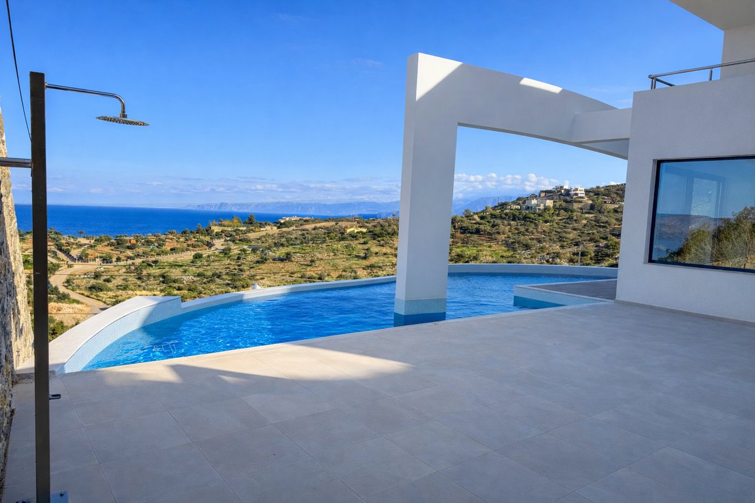 Villa in Community of Elounta, Agios Nikolaos Municipal Unit, Greece 3 - 16975003