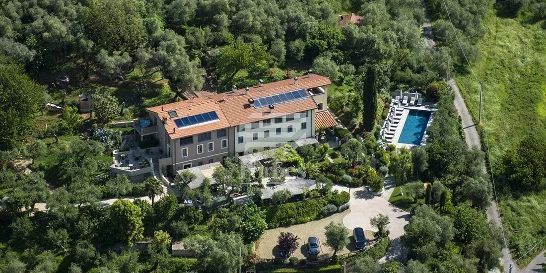 Capezzano Pianore, Camaiore, Tuscany 1 - 15485039
