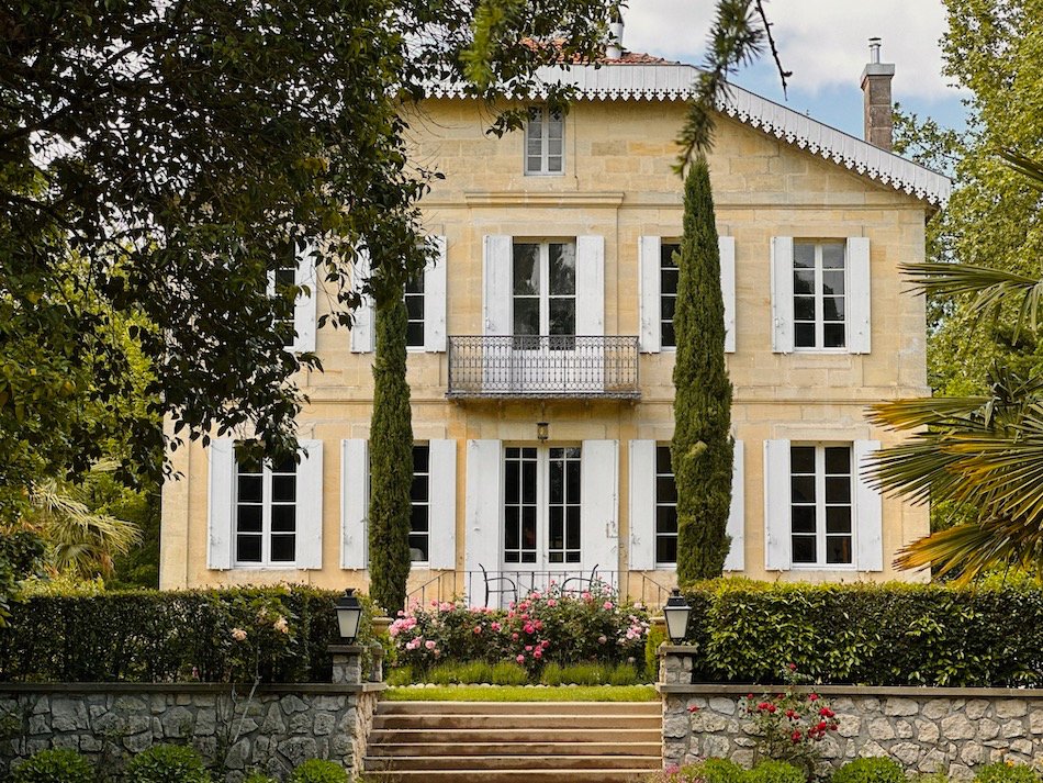 Villa in Saint-Seurin-sur-l'Isle, Nouvelle-Aquitaine, France 1 - 16970608