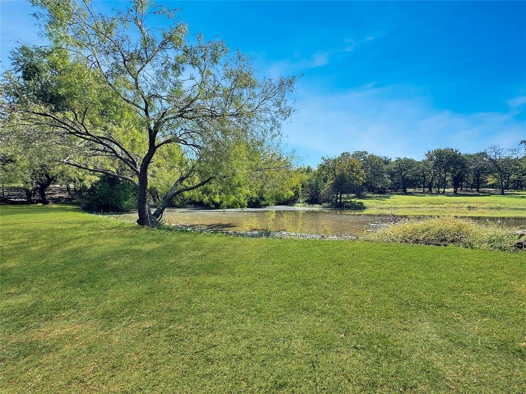 House in Cross Roads, Texas, United States 5 - 16972473