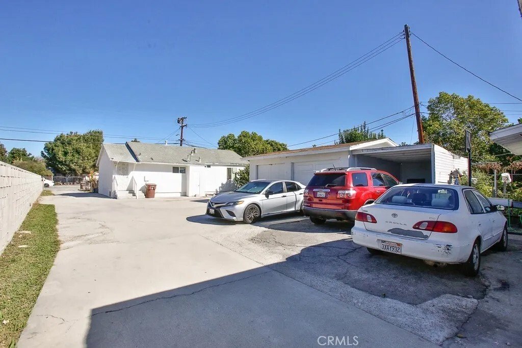 El Monte, California, United States 2 - 16517571
