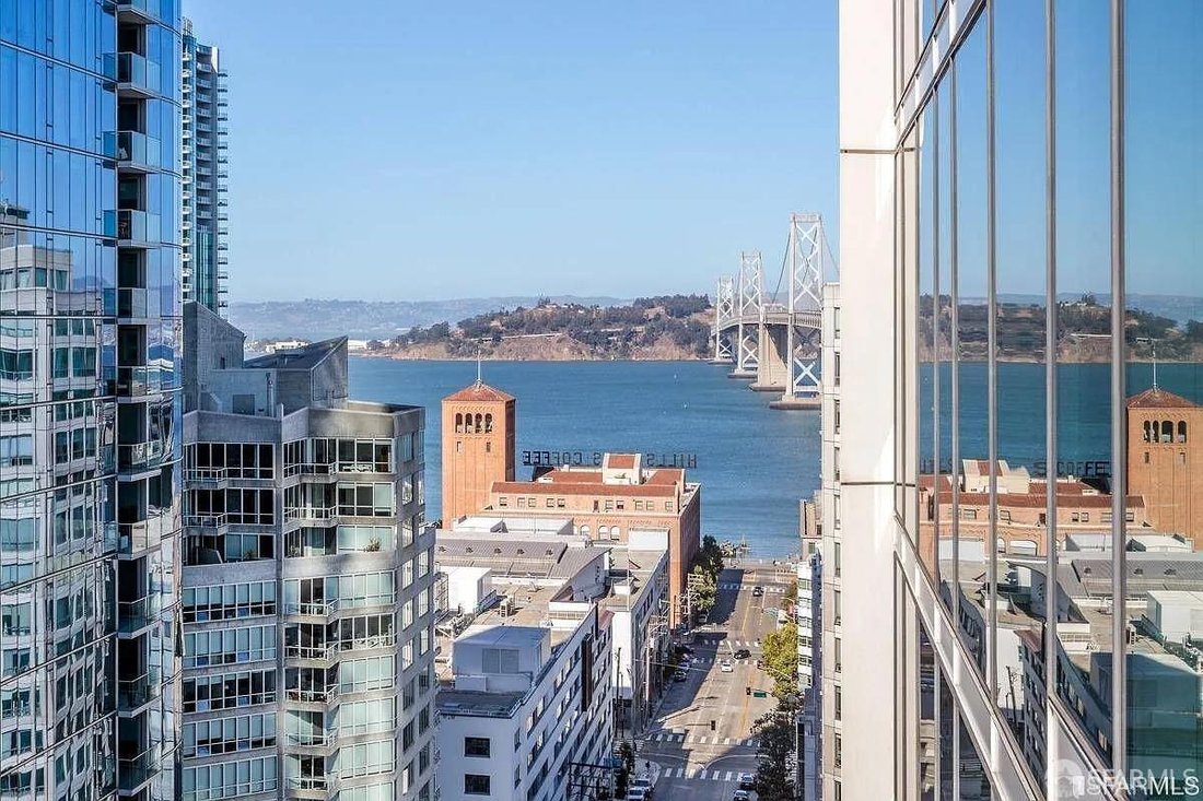 Condo in San Francisco, California, United States 3 - 16975026