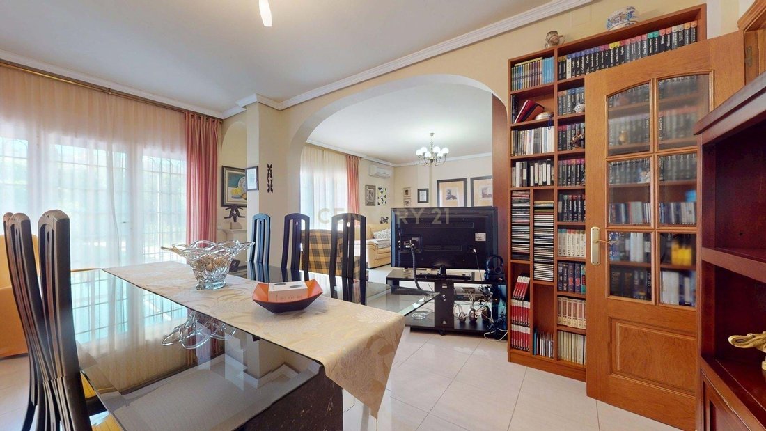Villa a Alcalá de Henares, Madrid, Spagna 1 - 15985312
