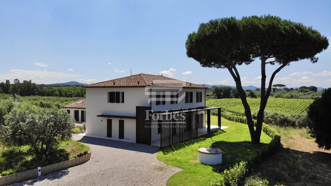 Villa in Cecina Centro, Cecina, Tuscany 5 - 15528497