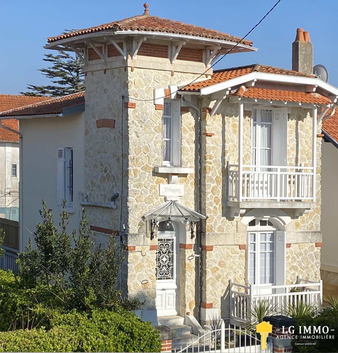 House in Saint-Georges-de-Didonne, Nouvelle-Aquitaine, France 1 - 16973153