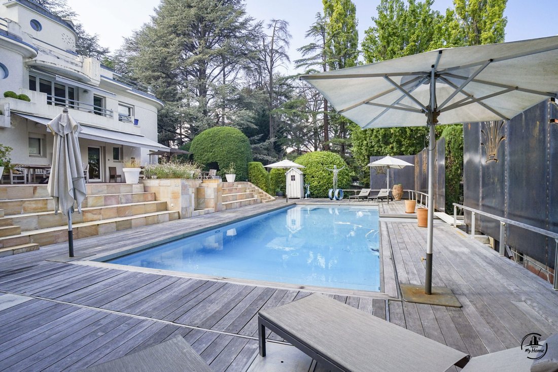 House in Grande Couronne, Saint-Just-Saint-Rambert, France 2 - 16974713
