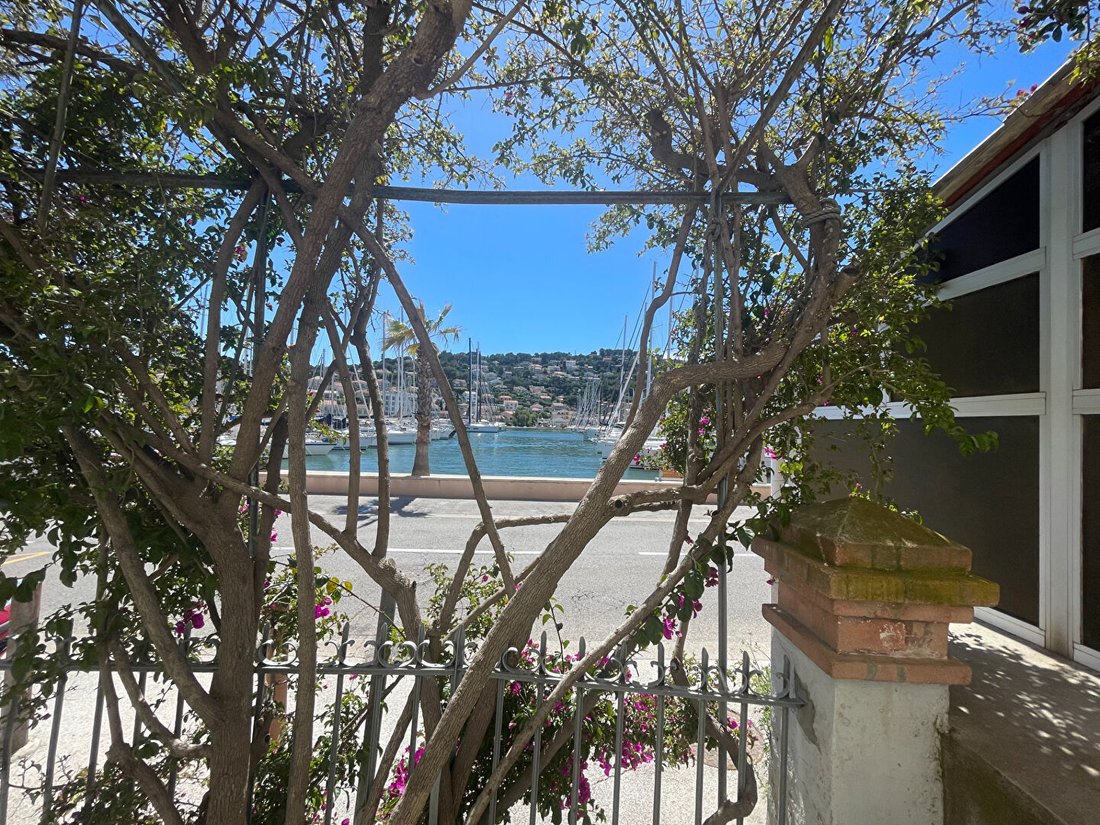 Apartment in Village, Saint-Mandrier-sur-Mer, France 3 - 16970556