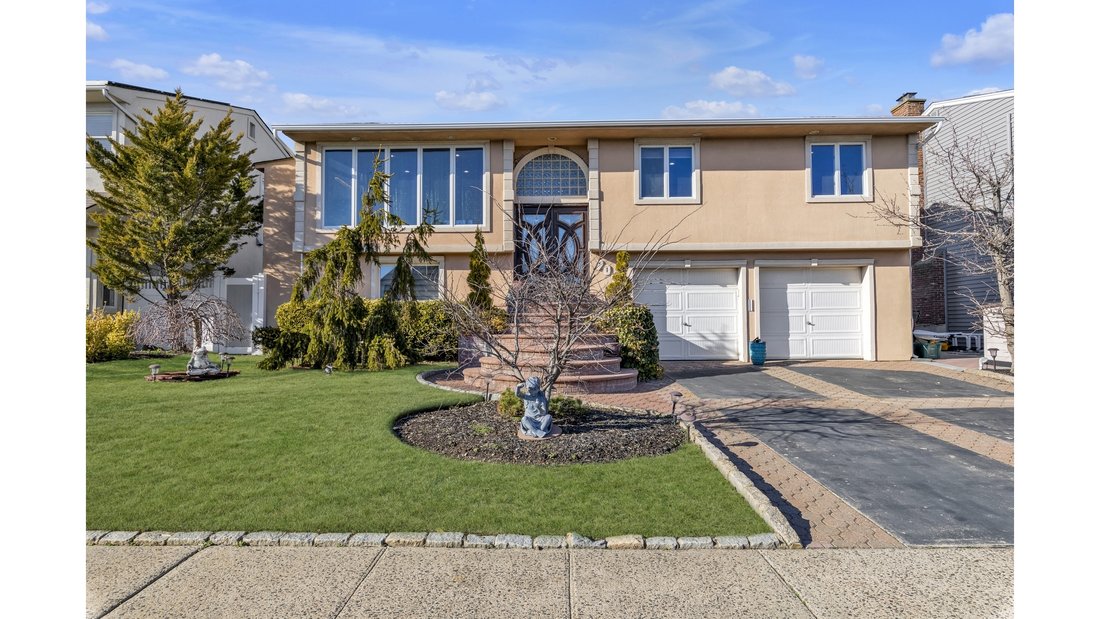 House in Long Beach, New York, United States 1 - 16973578