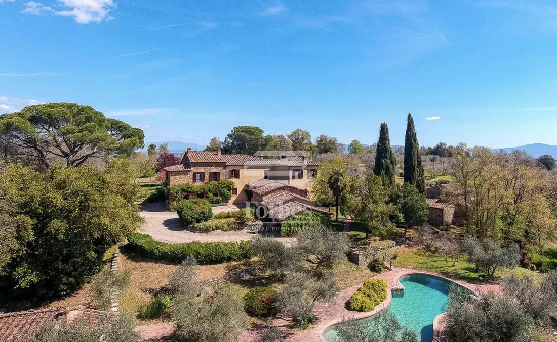 Villa in Lucignano, Tuscany, Italy 1 - 15628291
