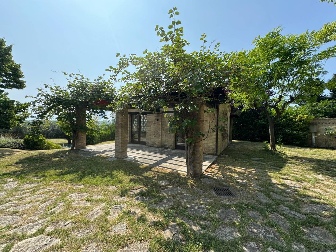 Villa in Mozzagrogna, Abruzzo, Italy 4 - 16974468