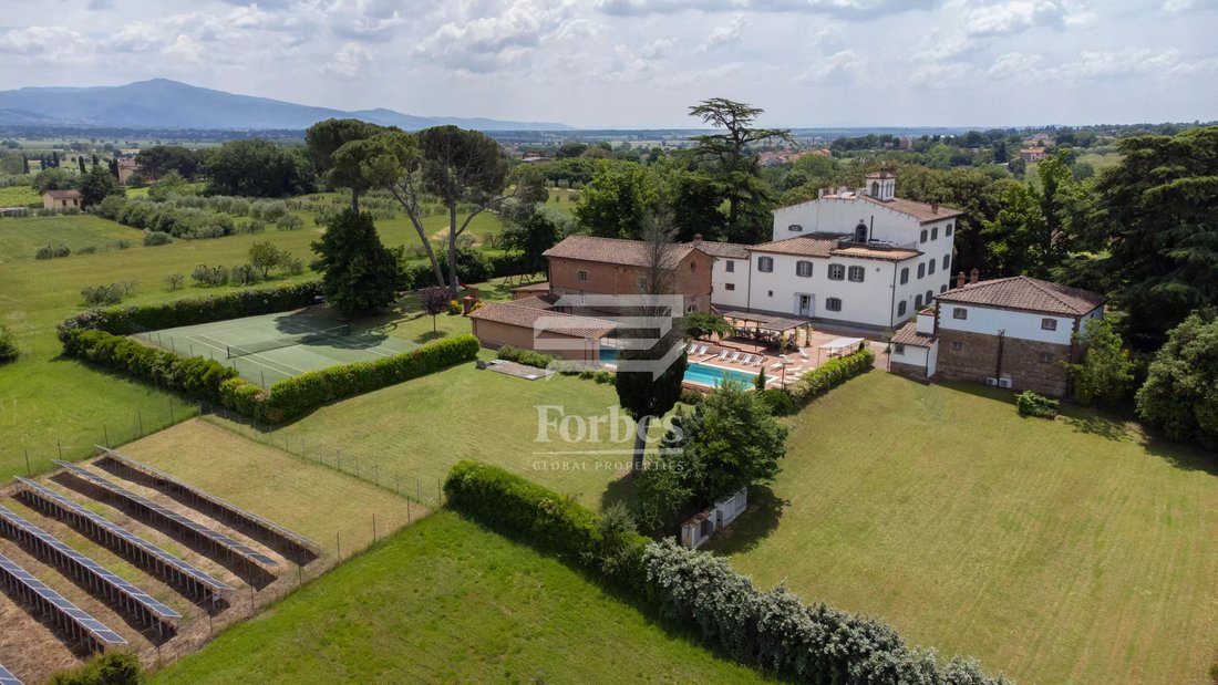 Villa in Monte San Savino, Tuscany, Italy 5 - 15805162
