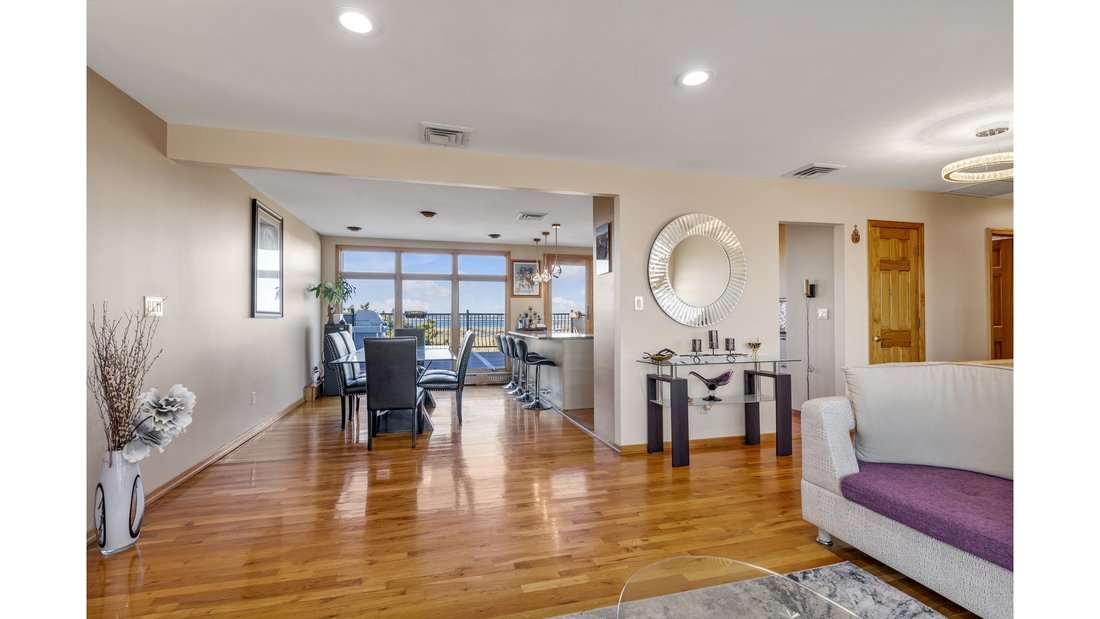 House in Long Beach, New York, United States 2 - 16973578