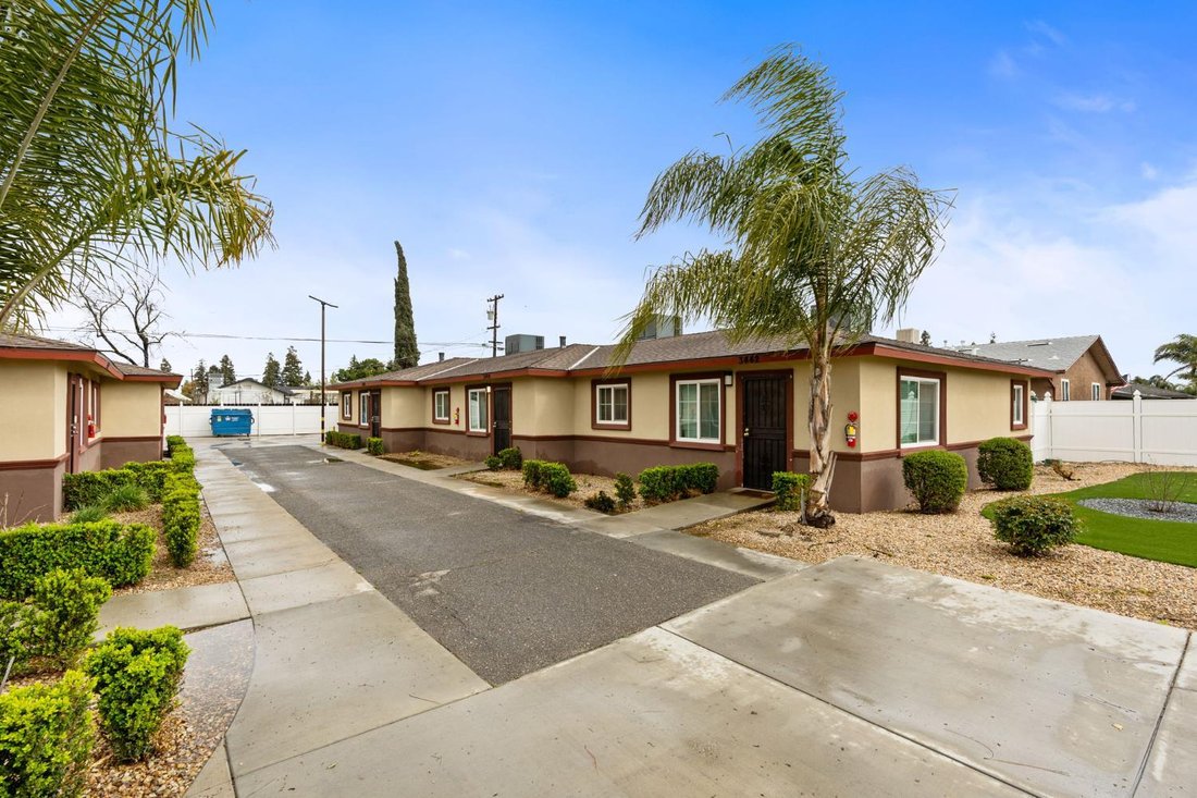 Fresno, California, United States 4 - 16972572