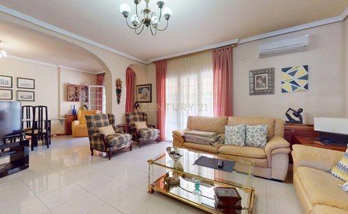 Villa in Alcala de Henares, Comunidad de Madrid, Spain 1