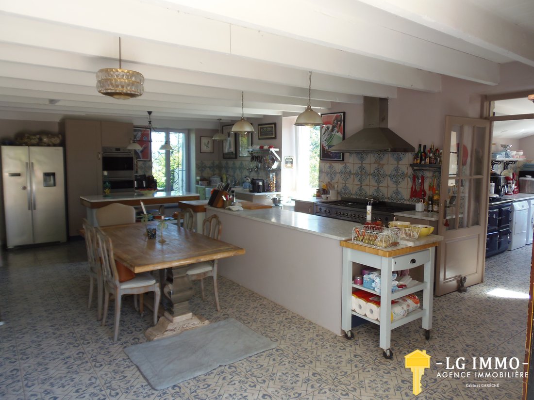 House in Saint-Thomas-de-Conac, Nouvelle-Aquitaine, France 5 - 16973479