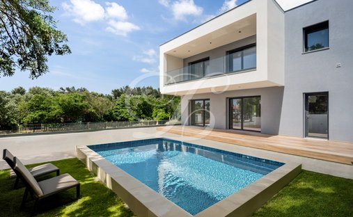House in Alcabideche, Lisbon, Portugal 1