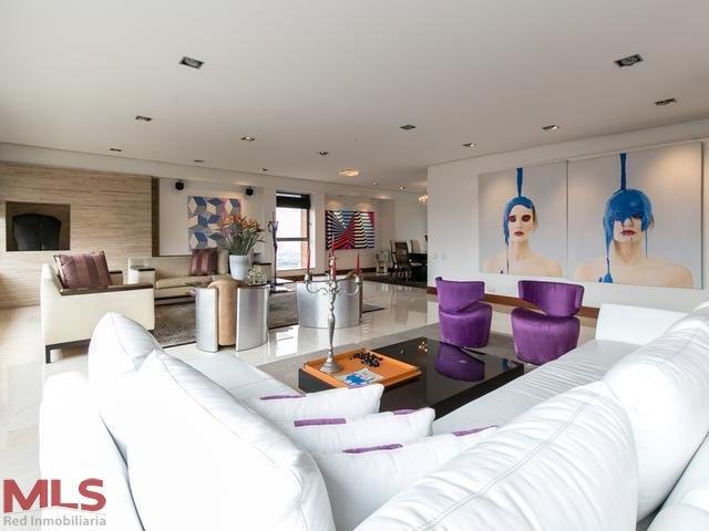 Apartment in Medellín, Antioquia, Colombia 3 - 16970898