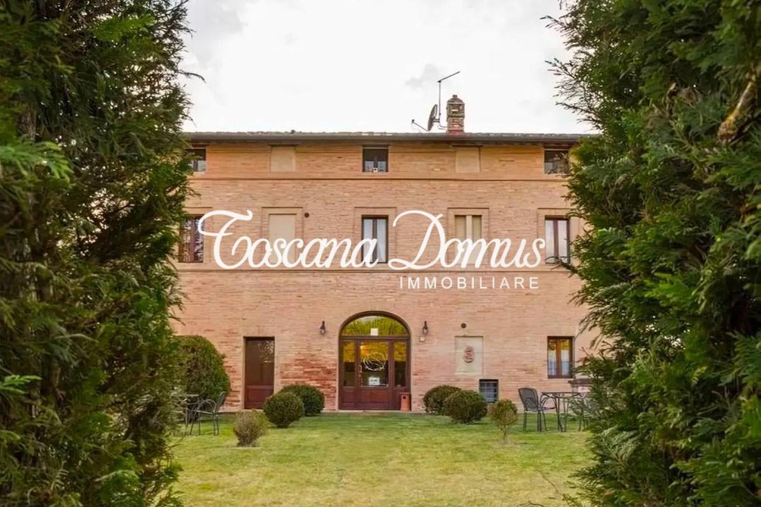 Country House in Historic Center, Siena, Tuscany 5 - 16972477