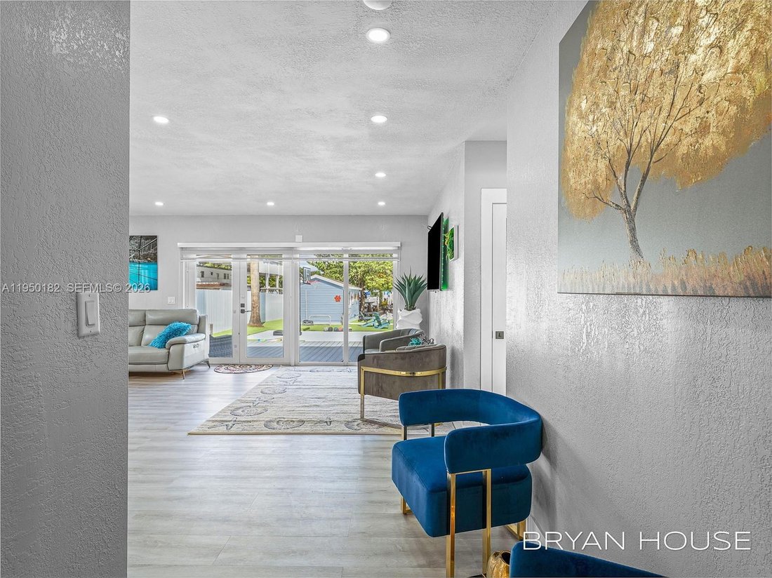 House in Miami, Florida, United States 5 - 16972760