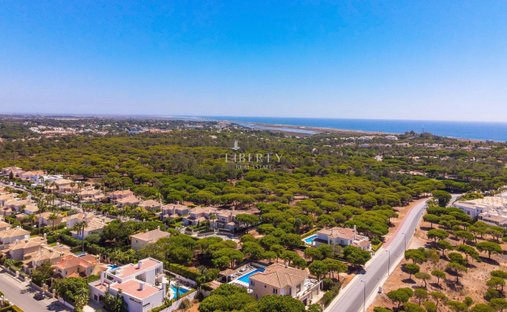 Land in Almancil, Algarve, Portugal 1