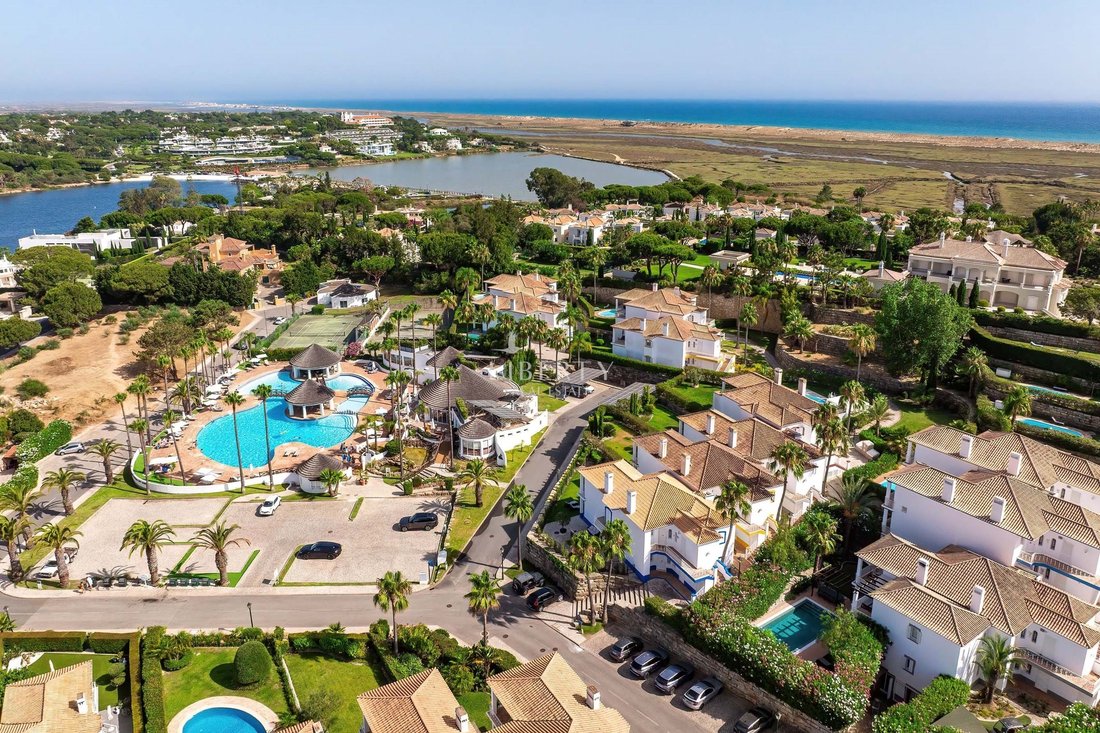 Apartment in Quinta do Lago, Almancil, Portugal 2 - 14818798