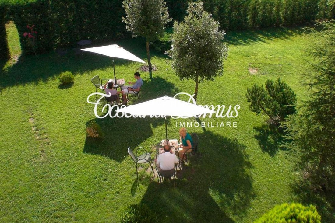 Country House in Historic Center, Siena, Tuscany 1 - 16972477