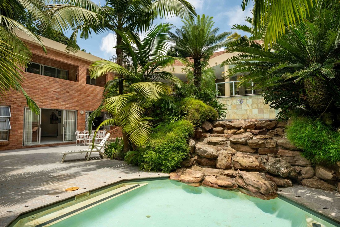 Townhouse in Gillitts, KwaZulu-Natal, South Africa 5 - 16971386