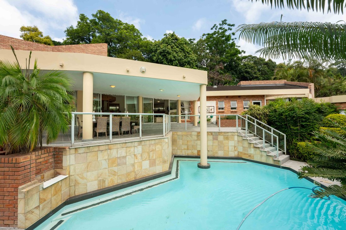 Townhouse in Gillitts, KwaZulu-Natal, South Africa 3 - 16971386