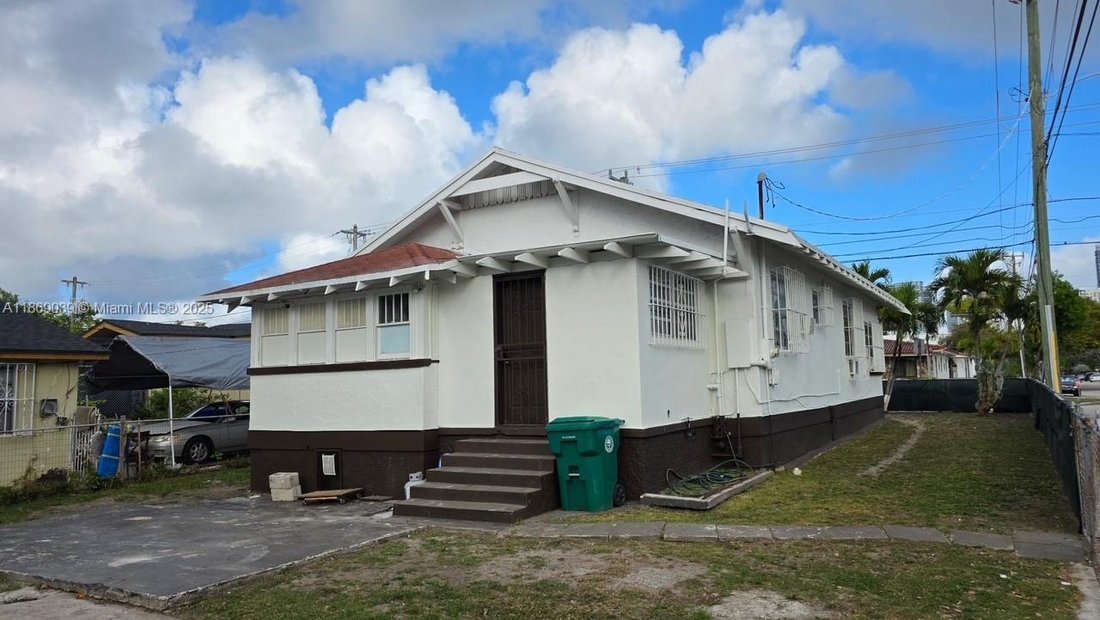 House in Miami, Florida, United States 4 - 16972735