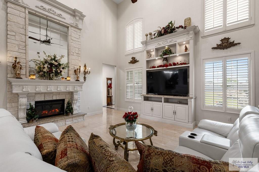 House in Harlingen, Texas, United States 2 - 16973780