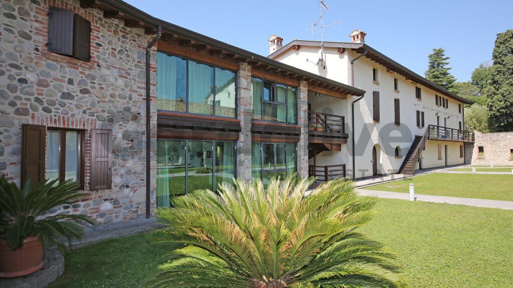 Apartment in Salo, Lombardy, Italy 4 - 16973890