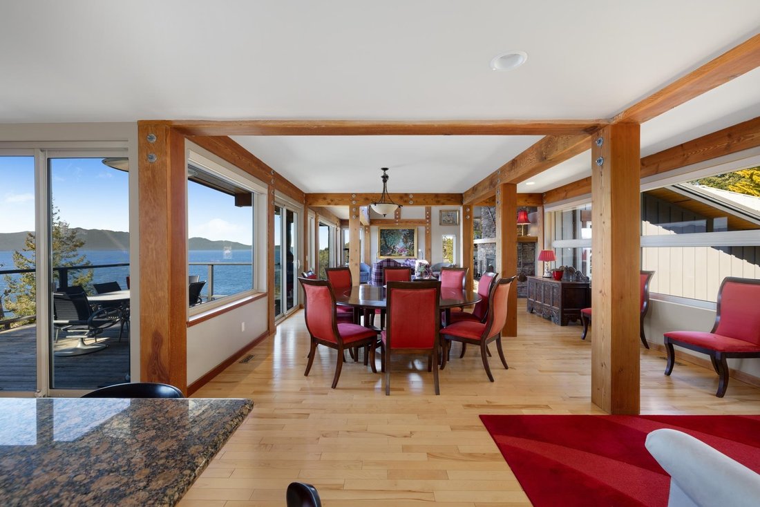 House in Halfmoon Bay, British Columbia, Canada 5 - 16973210