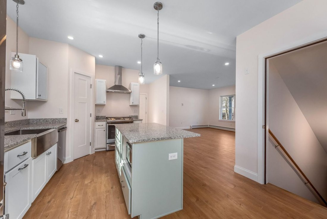 House in Sanford, Maine, United States 5 - 16974995